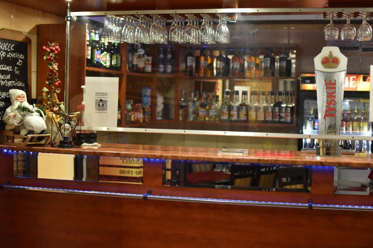 Hotel Dabrowiak Dąbrowa Górnicza 外观 照片