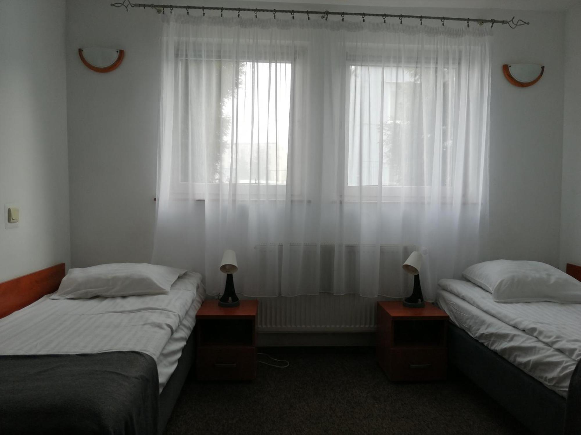 Hotel Dabrowiak Dąbrowa Górnicza 外观 照片